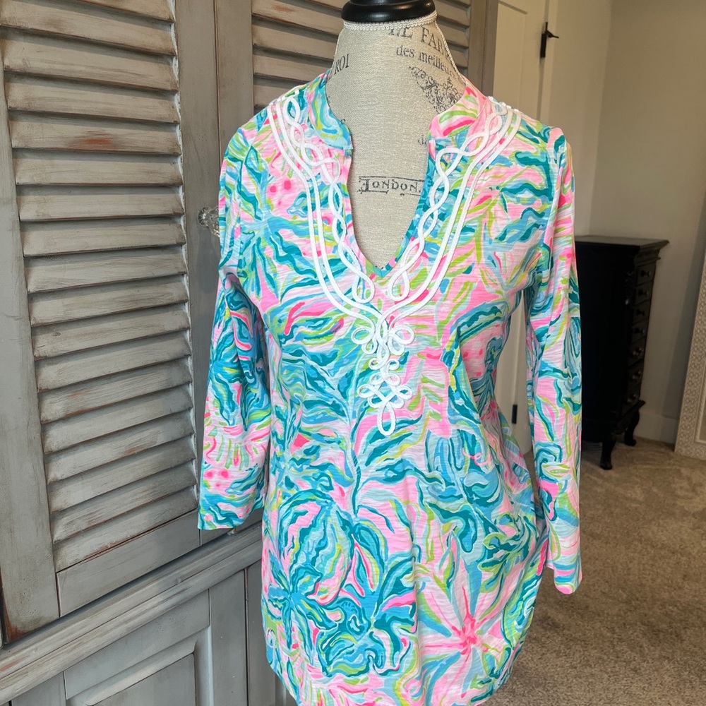 Lilly Pulitzer Women’s Pink & Blue Tunic